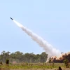 Tên lửa được phóng từ bệ phóng M142 HIMARS ở cơ sở huấn luyện Delamere. (Nguồn: Bộ Quốc phòng Australia)