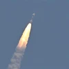 Tên lửa PSLV XL mang theo tàu thăm dò Mặt Trời Aditya-L1 được phóng từ Trung tâm vũ trụ Satish Dhawan ở Sriharikota, Ấn Độ ngày 2/9 (Ảnh: AFP/TTXVN)