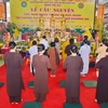 Ban Trị sự Giáo hội Phật giáo Việt Nam huyện Đông Anh (Hà Nội) tổ chức cầu nguyện cho nạn nhân vụ hỏa hoạn chung cư mini ở Khương Hạ. (Ảnh: TTXVN phát)
