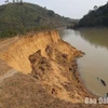 Sông Krông Ana đoạn qua xã Yang Tao (huyện Lắk) bị sạt lở nghiêm trọng. (Nguồn: Báo Đắk Lắk)