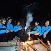 Học sinh Trường Trung học Cơ sở Đại Dực 1 (huyện miền núi Tiên Yên, Quảng Ninh) trong buổi tập luyện bảo tồn tiếng hát Soóng Cọ. (Ảnh: Minh Đức/TTXVN)