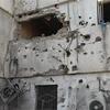 Một bệnh viện ở Gaza bị hư hại sau cuộc tấn công của các lực lượng Israel. (Ảnh: THX/TTXVN)