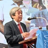 Ông Hà Minh Huệ, Phó Chủ tịch kiêm Tổng Thư ký Hội Hữu nghị Việt Nam-Ấn Độ, phát biểu khai mạc liên hoan. (Ảnh: Ngọc Thúy/TTXVN)