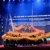 Biểu diễn múa rồng tại Lễ Khai mạc Lễ hội Nghệ thuật Biểu diễn Quốc tế lần thứ nhất năm 2023. (Ảnh: Nguyễn Thanh/TTXVN)