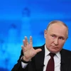 Tổng thống Nga Vladimir Putin phát biểu tại cuộc họp báo cuối năm ở Moskva. (Ảnh: AFP/TTXVN)