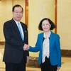 Thường trực Ban Bí thư Trương Thị Mai và ông Shii Kazuo, Chủ tịch Đoàn Chủ tịch Ban Chấp hành Trung ương Đảng Cộng sản Nhật Bản. (Ảnh: Phương Hoa/TTXVN)