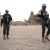 Binh sỹ thuộc Phái bộ Gìn giữ Hòa bình của Liên hợp quốc tại Mali tuần tra tại thành phố Timbuktu. (Ảnh: AFP/TTXVN) 