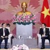 Chủ tịch Quốc hội Vương Đình Huệ tiếp Phó Chủ tịch Quốc hội Lào 