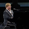 Danh ca Elton John biểu diễn trong chuyến lưu diễn vòng quanh thế giới "Farewell Yellow Brick Road" tại San Antonio, Texas, Mỹ, ngày 29/10/2022. (Ảnh: AFP/TTXVN)