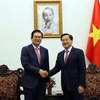 Phó Thủ tướng Lê Minh Khái tiếp Phó Chủ tịch, Giám đốc điều hành Tập đoàn Hyosung Lee Sang Woon. (Ảnh: An Đăng/TTXVN)