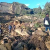 Hiện trường vụ lở đất tại Maip Mulitaka, tỉnh Enga, Papua New Guinea. (Ảnh: AFP/TTXVN)