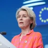 Chủ tịch Ủy ban châu Âu (EC) Ursula von der Leyen phát biểu trong một cuộc họp báo ở Brussels, Bỉ. (Ảnh: THX/TTTXVN)