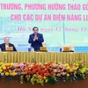 Thủ tướng Phạm Minh Chính dự hội nghị tháo gỡ khó khăn cho các dự án năng lượng tái tạo. (Ảnh: Dương Giang/TTXVN)