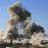 Khói bốc lên sau vụ không kích tại thành phố Daraya, tây nam thủ đô Damascus ngày 5/2. Ảnh minh họa. (Nguồn: AFP/TTXVN)