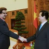 Thủ tướng Nguyễn Tấn Dũng tiếp Đại sứ Cộng hòa Hồi giáo Pakistan tại Việt Nam Zaigham Uddin Azma nhận nhiệm kỳ công tác mới. (Ảnh: Nguyễn Dân/TTXVN)