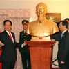 Thủ tướng đến thăm Đại sứ quán Việt Nam tại Australia
