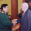 Đại tướng Phùng Quang Thanh, Bộ trưởng Bộ Quốc phòng tiếp Thượng Nghị sỹ Mỹ John McCain. (Ảnh: Trọng Đức/TTXVN)