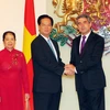 Thủ tướng Nguyễn Tấn Dũng và Phu nhân hội kiến Tổng thống Cộng hòa Bulgaria Rosen Plevneliev. (Ảnh: Đức Tám/TTXVN)
