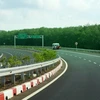 Đường cao tốc TP Hồ Chí Minh-Long Thành-Dầu Giây góp phần quan trọng kết nối vùng kinh tế trọng điểm phía Nam. (Ảnh: Tràng Dương/TTXVN) 