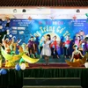 Chương trình văn nghệ vui Trung thu do các em Nhà thiếu nhi tỉnh Quảng Trị biểu diễn. (Ảnh: Hồ Cầu/TTXVN)