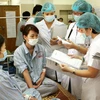 10 ngày đầu tháng Chín vừa qua, Bệnh viện Bệnh Nhiệt đới Trung ương thuộc Bộ Y tế tiếp nhận cấp cứu 20 trường hợp/ngày, điều trị 130 ca sốt xuất huyết, tăng đột biến so với tháng trước. (Ảnh: Dương Ngọc/TTXVN )
