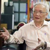Tiến sỹ, Nhà giáo ưu tú Nguyễn Tùng Lâm, một trong 10 "Công dân Thủ đô ưu tú" năm 2015. (Ảnh: Quý Trung/TTXVN)