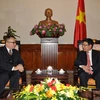 Phó Thủ tướng, Bộ trưởng Bộ Ngoại giao Phạm Bình Minh tiếp Đại sứ Thổ Nhĩ Kỳ Akif Ayhan. (Ảnh: Phương Hoa/TTXVN)