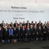 Các nhà lãnh đạo chụp ảnh chung tại lễ khai mạc chính thức Hội nghị COP 21 ở Le Bourget, ngoại ô Paris ngày 30/11/2015. (Ảnh: YONHAP/TTXVN)