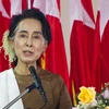 Chủ tịch đảng Liên đoàn Quốc gia vì dân chủ (NLD) Aung San Suu Kyi. (Ảnh: AFP/TTXVN)