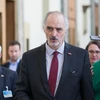 Trưởng đoàn đàm phán của Chính phủ Syria Bashar al-Jaafari tại cuộc họp báo ở Geneva ngày 20/4. (Ảnh: THX/TTXVN)