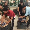 Bắt vụ buôn lậu thuốc lá ngoại lớn nhất từ năm 2012 tại Hà Nội