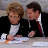 Chủ tịch Hội đồng Liên bang Nga Valentina Matvienko (trái). (Ảnh: AFP/TTXVN)