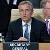 Tổng thư ký NATO Jens Stoltenberg phát biểu tại phiên họp toàn thể đầu tiên của Hội nghị thượng đỉnh liên minh quân sự ở Warsaw, Ba Lan ngày 8/7. (Nguồn: EPA/ TTXVN)