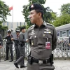 Cảnh sát Thái Lan làm nhiệm vụ tại thủ đô Bangkok ngày 5/10 vừa qua. (Ảnh: EPA/TTXVN)