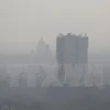 Khói mù ô nhiễm bao phủ bầu trời New Delhi, Ấn Độ ngày 28/10 vừa qua. (Ảnh: AP/TTXVN)