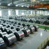Kho hàng thép cuộn tại nhà máy thép Han ở Handan, tỉnh Hà Bắc, Trung Quốc. (Ảnh: AFP/TTXVN)