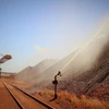 Một kho dự trữ quặng sắt tại Port Hedland. (Nguồn: BHP Billiton)