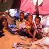 Trẻ em tại một trại tị nạn ở Mogadishu, Somalia ngày 12/2 vừa qua. (Ảnh: THX/TTXVN)