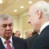 Đặc phái viên Nga về vấn đề Syria Alexander Lavrentiev (trái) tại buổi hòa đàm ở thủ đô Astana, Kazakhstan ngày 23/1 vừa qua. (Ảnh: EPA/TTXVN)