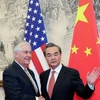 Ngoại trưởng Mỹ Rex Tillerson và người đồng cấp Trung Quốc Vương Nghị. (Nguồn: Reuters)