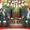 Chủ tịch nước Trần Đại Quang tiếp Ngài Oshima Tadamori, Chủ tịch Hạ viện Nhật Bản đang ở thăm chính thức Việt Nam. (Ảnh: Nhan Sáng/TTXVN) 