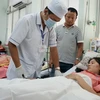 Thai phụ được chăm sóc điều trị sau phẫu thuật. (Ảnh: Phương Vy/TTXVN)