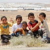 Trẻ em Syria tại trại tị nạn Azraq ở miền bắc Jordan ngày 17/5 vừa qua. (Ảnh: AFP/TTXVN)