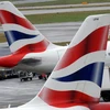 Máy bay của Hãng British Airways tại sân bay Heathrow ở London, Anh. (Ảnh: EPA/TTXVN)