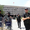 Cảnh sát chống bạo động gác tại Ankara. (Ảnh: AFP/TTXVN)