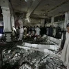 Quang cảnh đổ nát tại hiện trường vụ tấn công nhà thờ Hồi giáo ở Herat ngày 1/8. (Ảnh: EPA/TTXVN)
