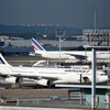 Máy bay của Hãng hàng không Air France đỗ tại sân bay Orly, Pháp. (Ảnh: AFP/TTXVN)