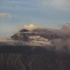 Núi lửa Agung trên đảo Bali phun tro bụi ngày 26/9 vừa qua. (Ảnh: THX/TTXVN)