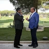 Ngoại trưởng Thổ Nhĩ Kỳ Mevlut Cavusoglu gặp Bộ trưởng Ngoại giao Đức Sigmar Gabriel tại Antalya, Thổ Nhĩ Kỳ, ngày 4/11. (Nguồn: Anadolu Agency)