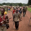 Nhóm dân quân "chống Balaka" tại Gambo, Cộng hòa Trung Phi ngày 16/8 vừa qua. (Ảnh: AFP/TTXVN)